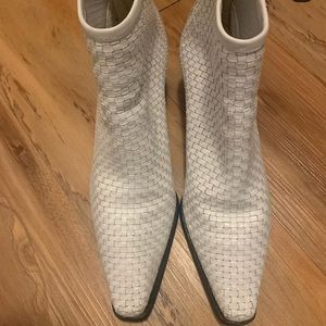 Stuart Weitzman white boots